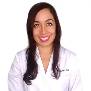 Innovadora clínica dental con profesionales calificados en odontología, implantología y ortodoncia en campusodontologico.com.
